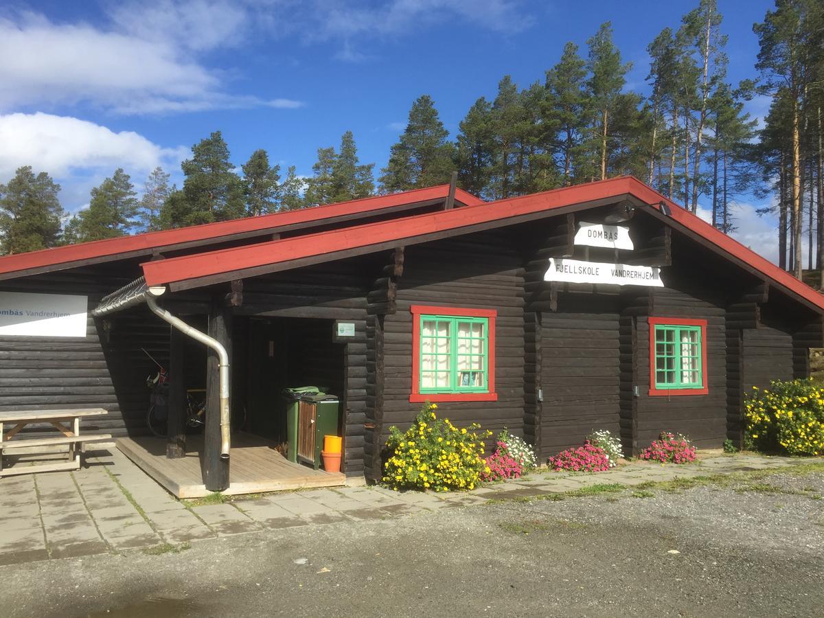 Dombas Hostel Exterior foto