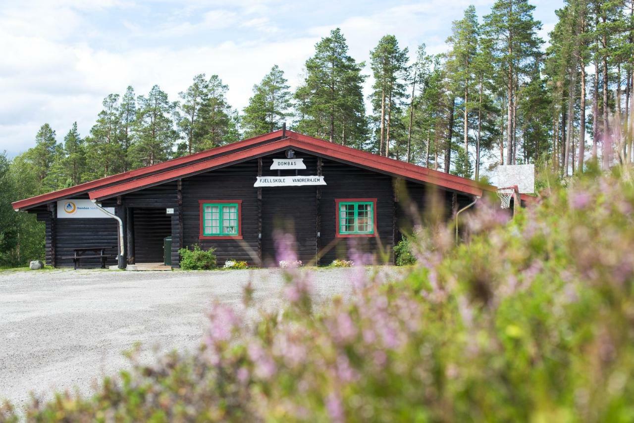 Dombas Hostel Exterior foto